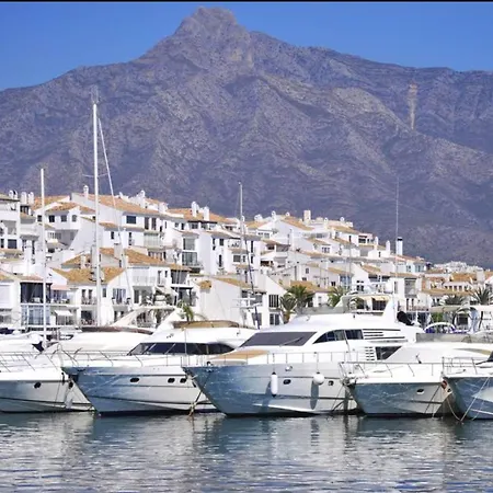 Villa Luxury With Jacuzzis Near Puerto Banus