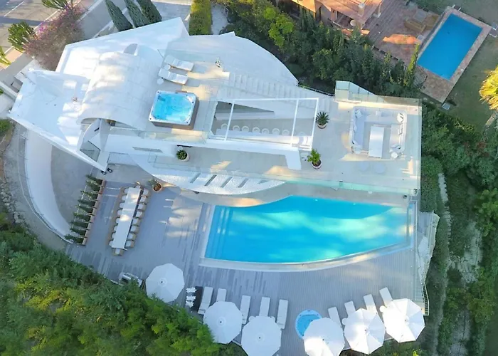 Luxury With Jacuzzis Near Puerto Banus * Μαρμπέλλα