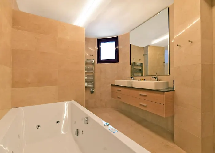 ヴィラ Luxury With Jacuzzis Near Puerto Banus *