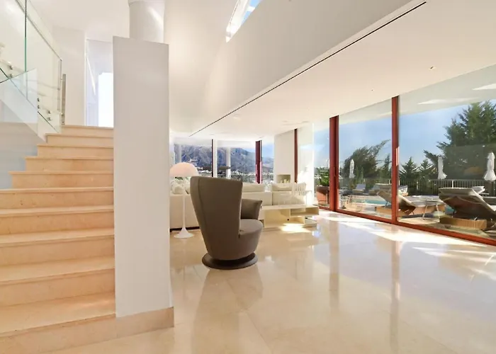 ヴィラ Luxury With Jacuzzis Near Puerto Banus