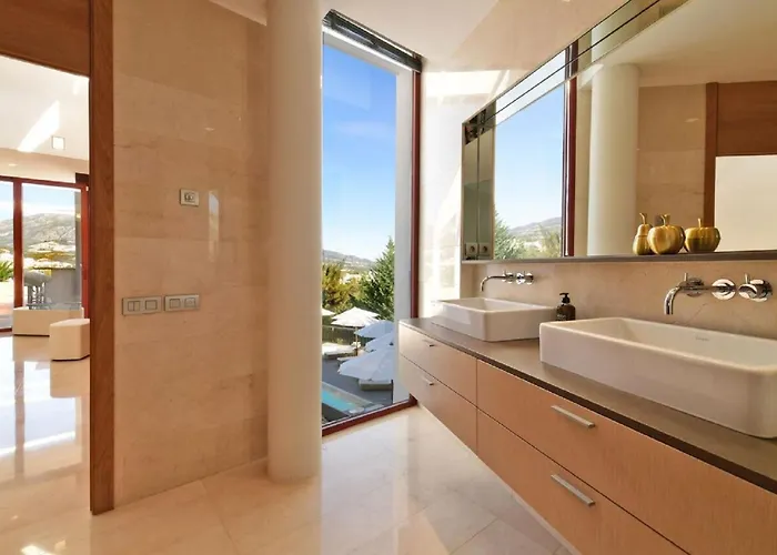 Luxury With Jacuzzis Near Puerto Banus Βίλα