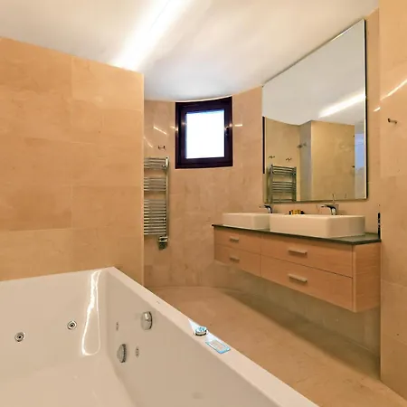 Willa Luxury With Jacuzzis Near Puerto Banus *