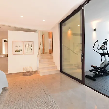 Luxury With Jacuzzis Near Puerto Banus Willa *