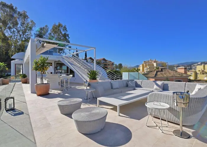 Luxury With Jacuzzis Near Puerto Banus