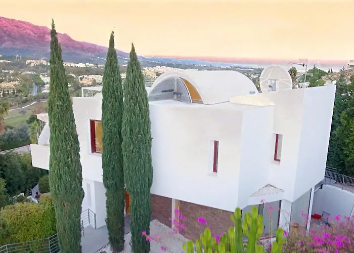 Luxury With Jacuzzis Near Puerto Banus Marbella