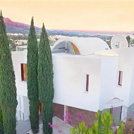 Luxury With Jacuzzis Near Puerto Banus Marbella