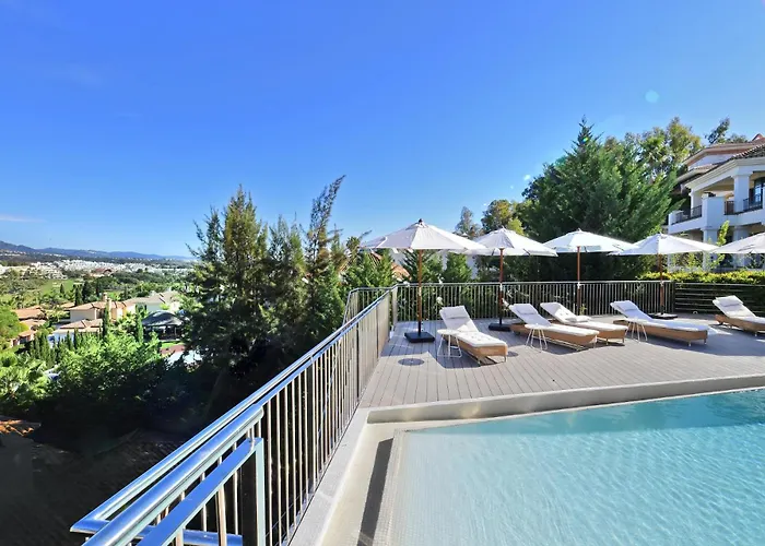 Luxury With Jacuzzis Near Puerto Banús Marbella